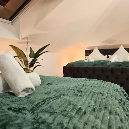 Apartment Design-penthouse I 90qm I Europapark 20 Min I Boxspring I Nespresso I Parking *
