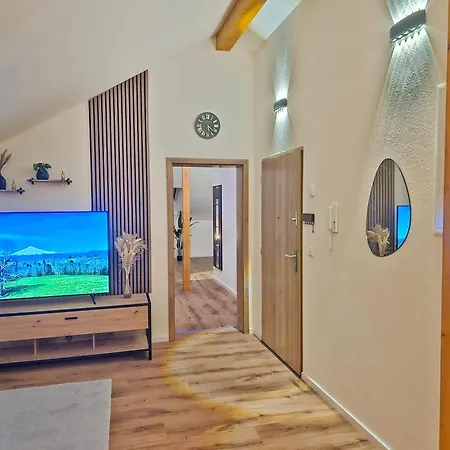 Design-penthouse I 90qm I Europapark 20 Min I Boxspring I Nespresso I Parking *