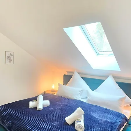Design-penthouse I 90qm I Europapark 20 Min I Boxspring I Nespresso I Parking
