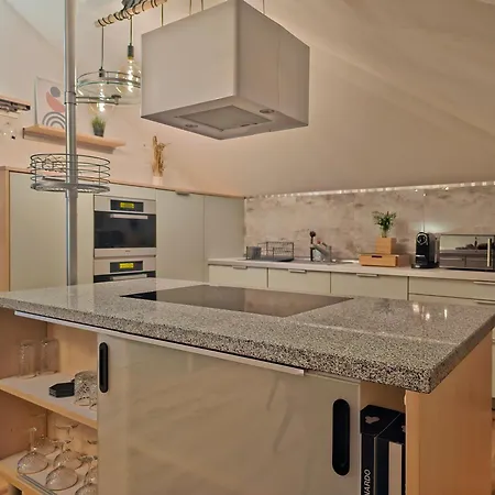 Design-penthouse I 90qm I Europapark 20 Min I Boxspring I Nespresso I Parking * Lahr (Baden-Wurttemberg)
